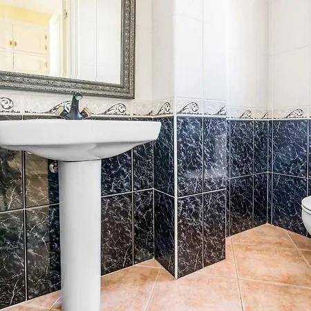 Elena Villa Nerja